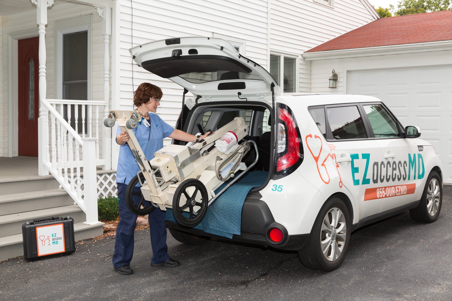 EZaccessMD rad-tech arriving at patient's home